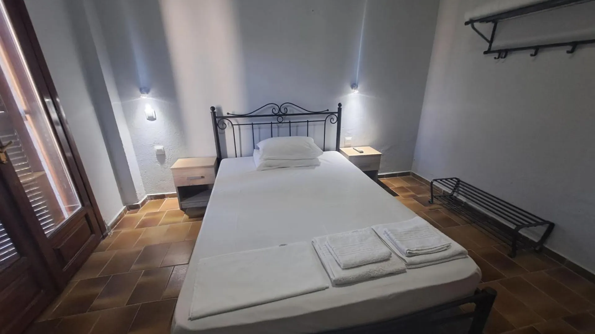 Alexandros Apartments Afytos